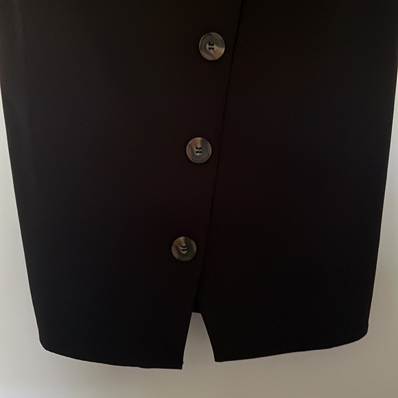 Le Chateau Black Dress - Picture 3 of 4